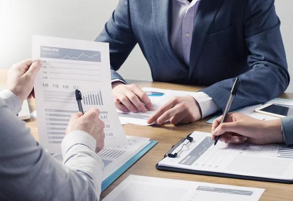 Top Financial Advisor Houston Locals Recommend